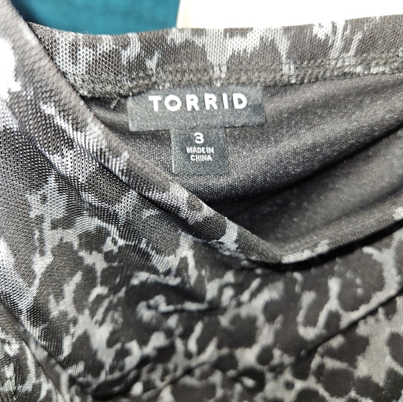 TORRID 3 Leopard print dress - Picture 5 of 7